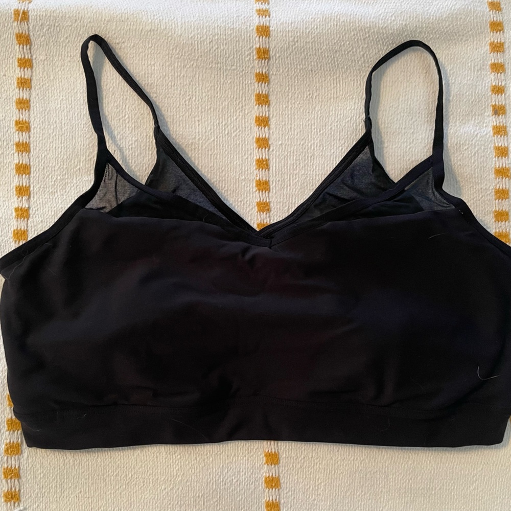 Women's Black Old Navy Sports Bra